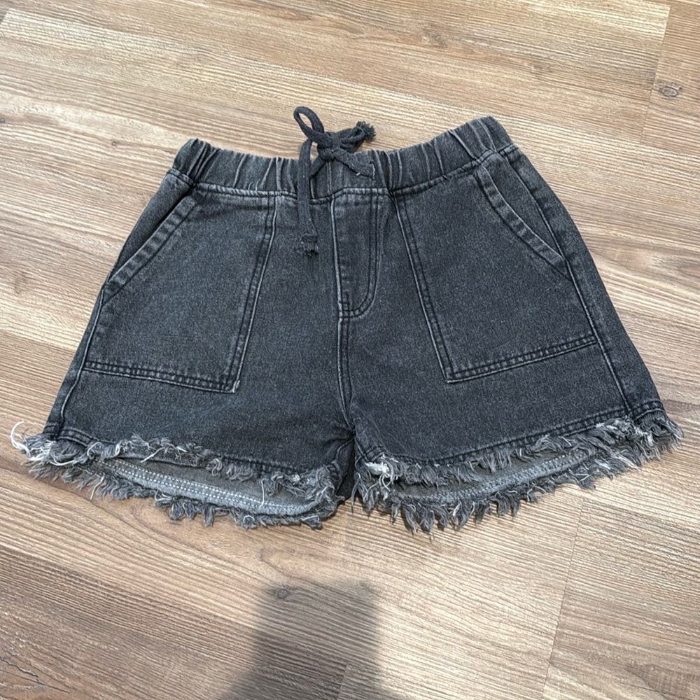 Pull on denim shorts
